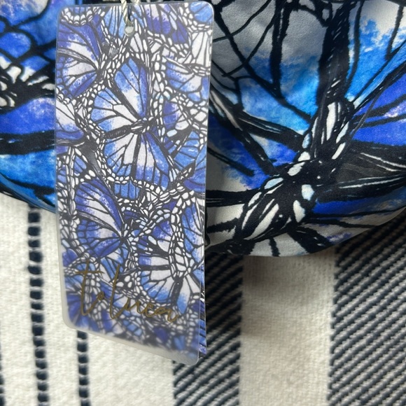 NWT Toluca Swim Top - Picture 3 of 3